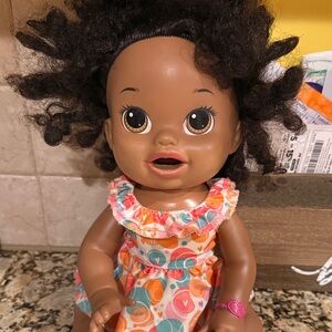 Baby Alive African American Snackin SARA Colorful Baby Doll with Curly Hair